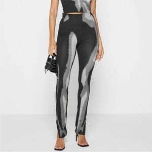 Maniere De Voir Body Print Leggings - White/Grey
